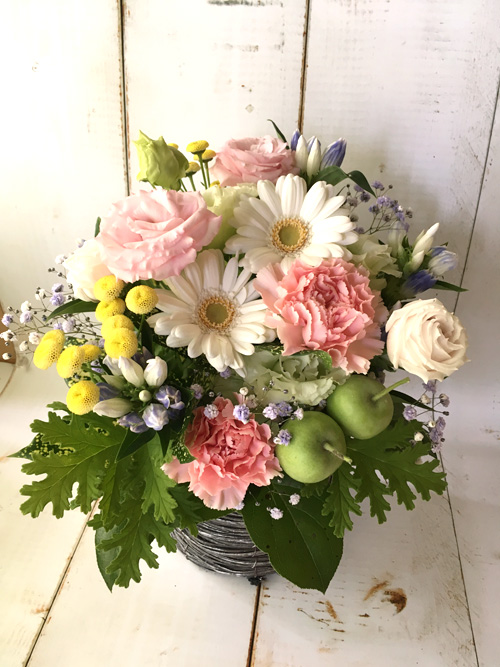 誕生日 母の日 お祝い プロポーズ お見舞い お供えなど用途で選ぶフラワーアレンジメント 花束 アトリエ花子